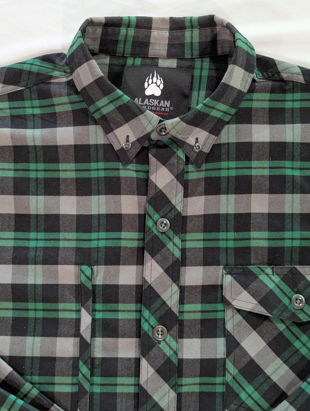 Alaskan Hardgear Shirt Mens XLT Green Plaid Long Sleeve Button Up Casual